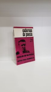 Entre duas memórias