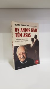 Os anjos não têm asas