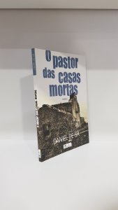 O pastor das casas mortas